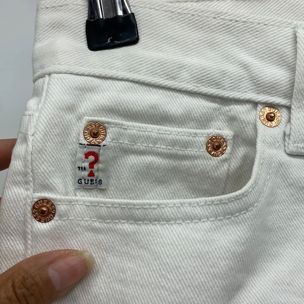 Vintage guess white denim 90s shorts - Image 3