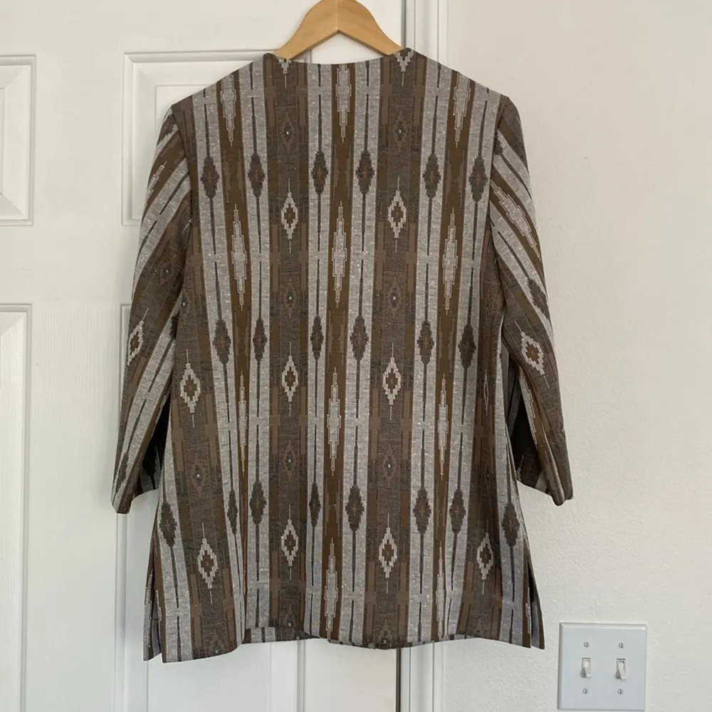 Le Voy’s retro jacket with quarter length sleeves. Brown Size M - Image 3