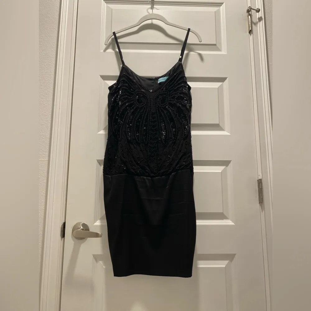 New Guess by Marciano Black Sequin Midi Dress - Image 5