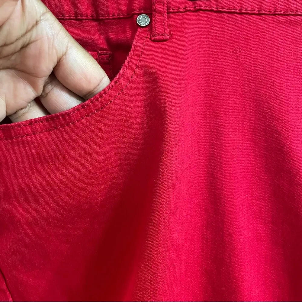 Faded Glory Women's 26W Red Flare Leg Jeans Sparkly Holidays Casual Party - Image 4