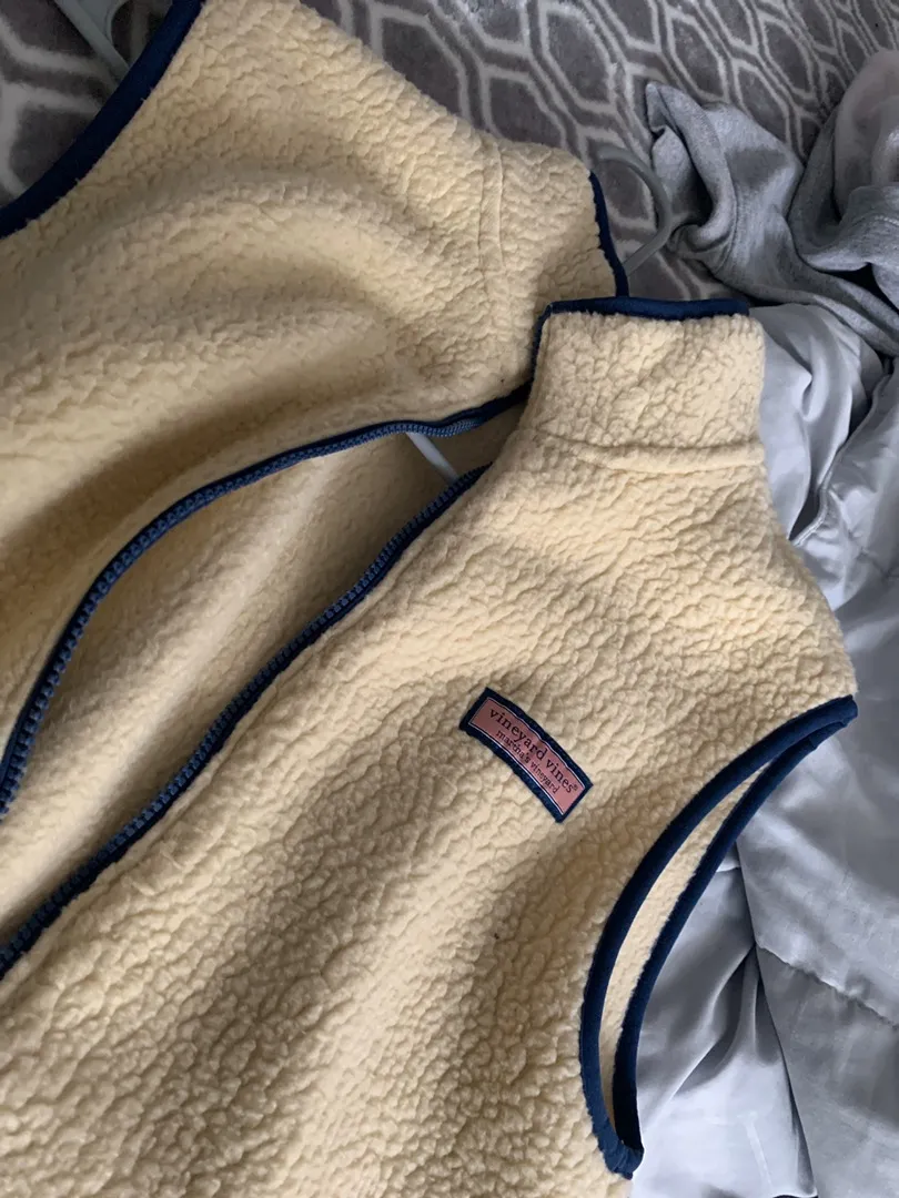 Vineyard Vines  - Image 2