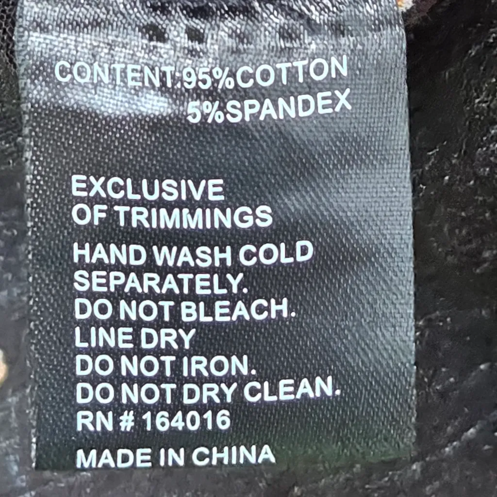 Calessa embroidery TUNIC top 1X Red - Image 8