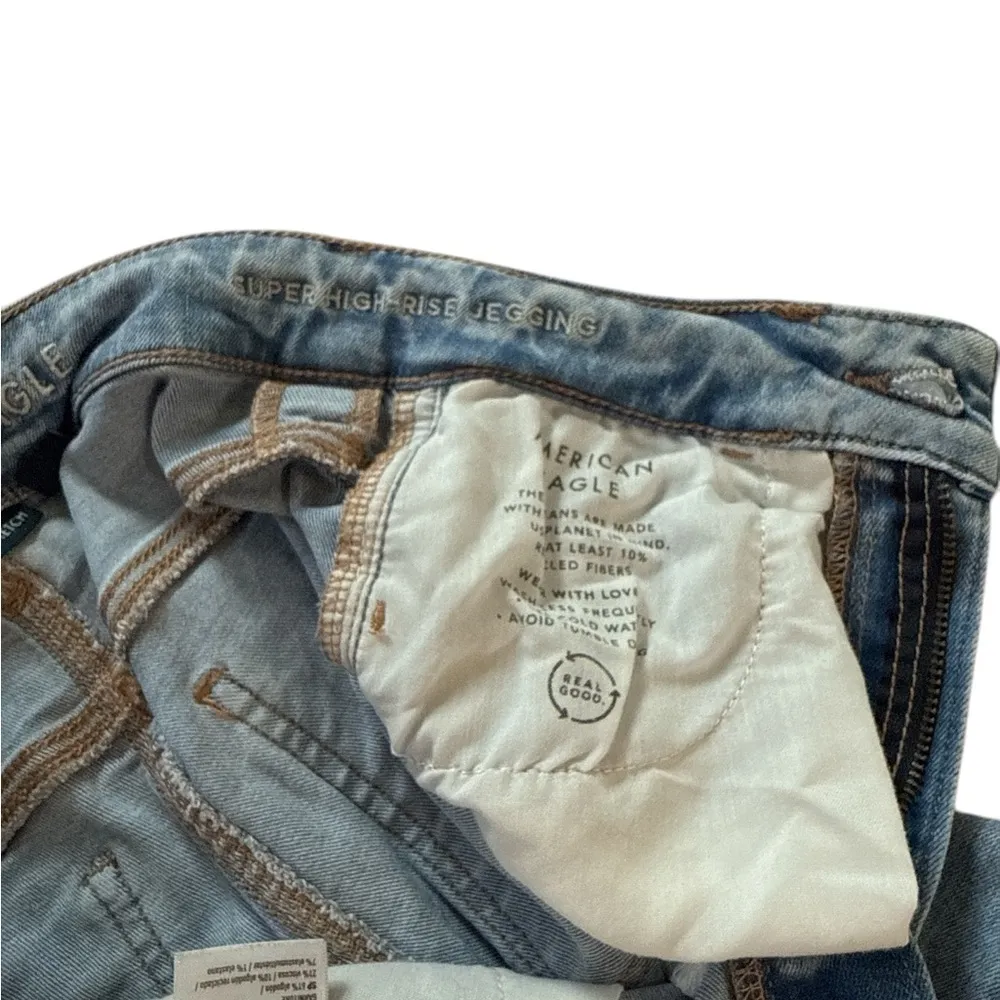 American Eagle High-Rise Distressed Light Wash Skinny Jeans Womens Size 00 Short - Image 11