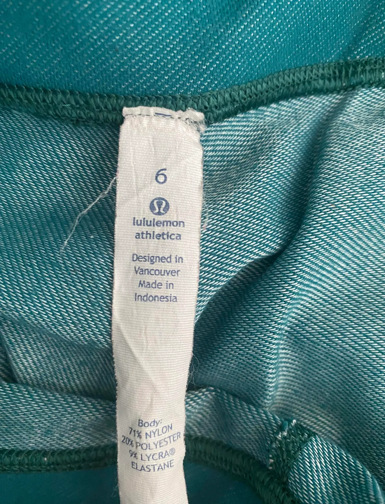 Lululemon Green Leggings - Image 3