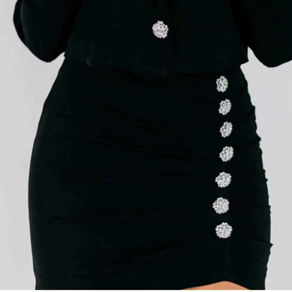NWT Rhinestone button detail crop blazer & mini skirt set - Image 9