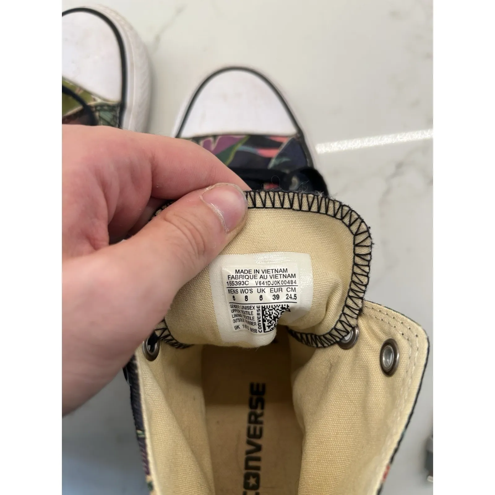 Converse Chuck Taylor All Star High Hi Top 155393C Tropical Floral Womens Size 8 - Image 7