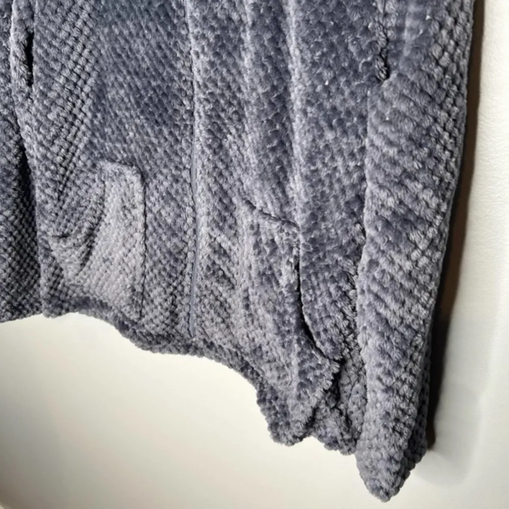 Cuddl duds gray pullover sherpa faux fur zip up front pockets soft size small - Image 4