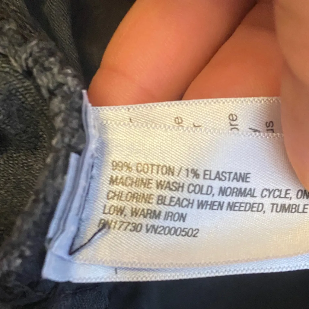 Universal Thread Dark Gray Denim Shorts - Image 7