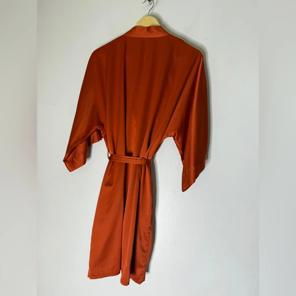 AW Bridal Robe Red Orange Size Medium Satin‎ - Image 2