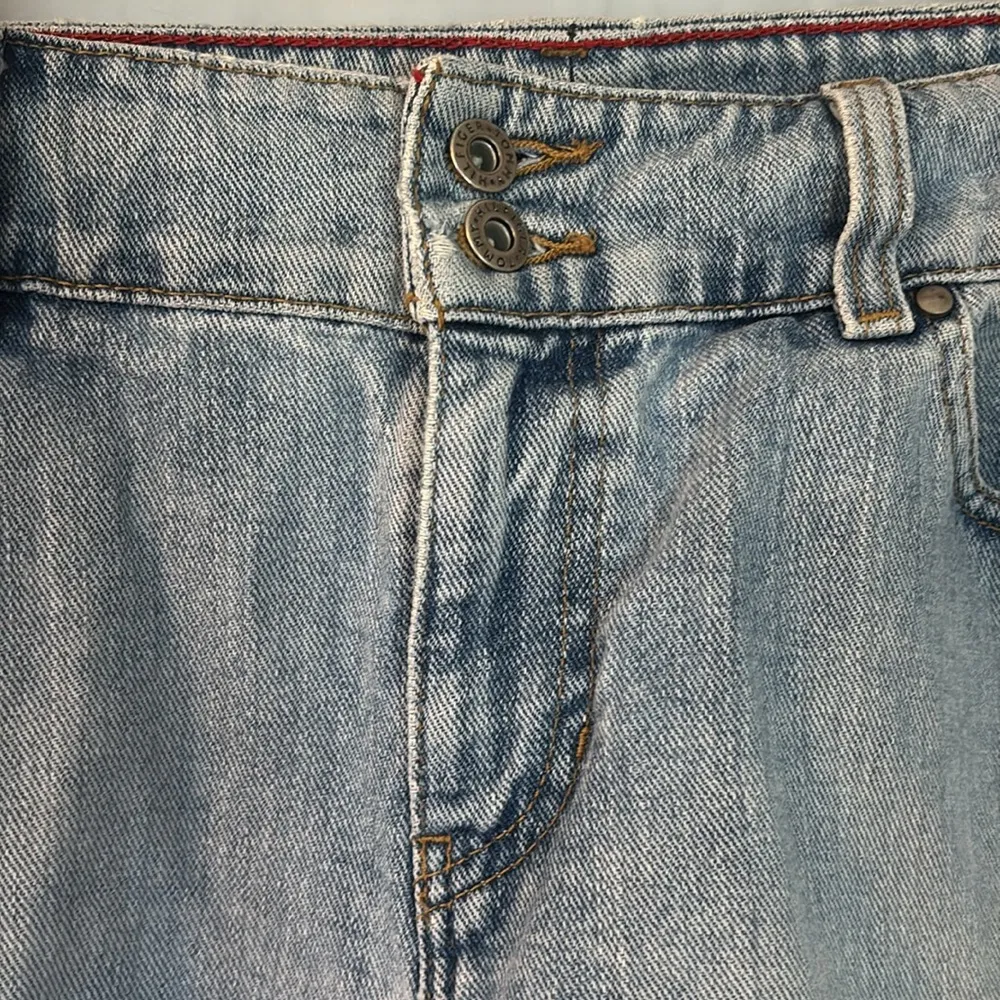 Tommy Hilfiger Blue Jean Shorts Relaxed Fit Size 8 - Image 3