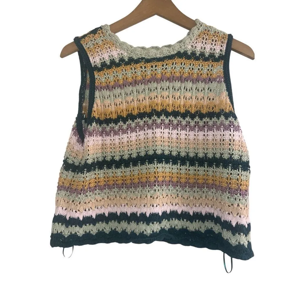 ✨Universal Thread Women's Openwork Sz Large Sweater Tank✨ - Image 3