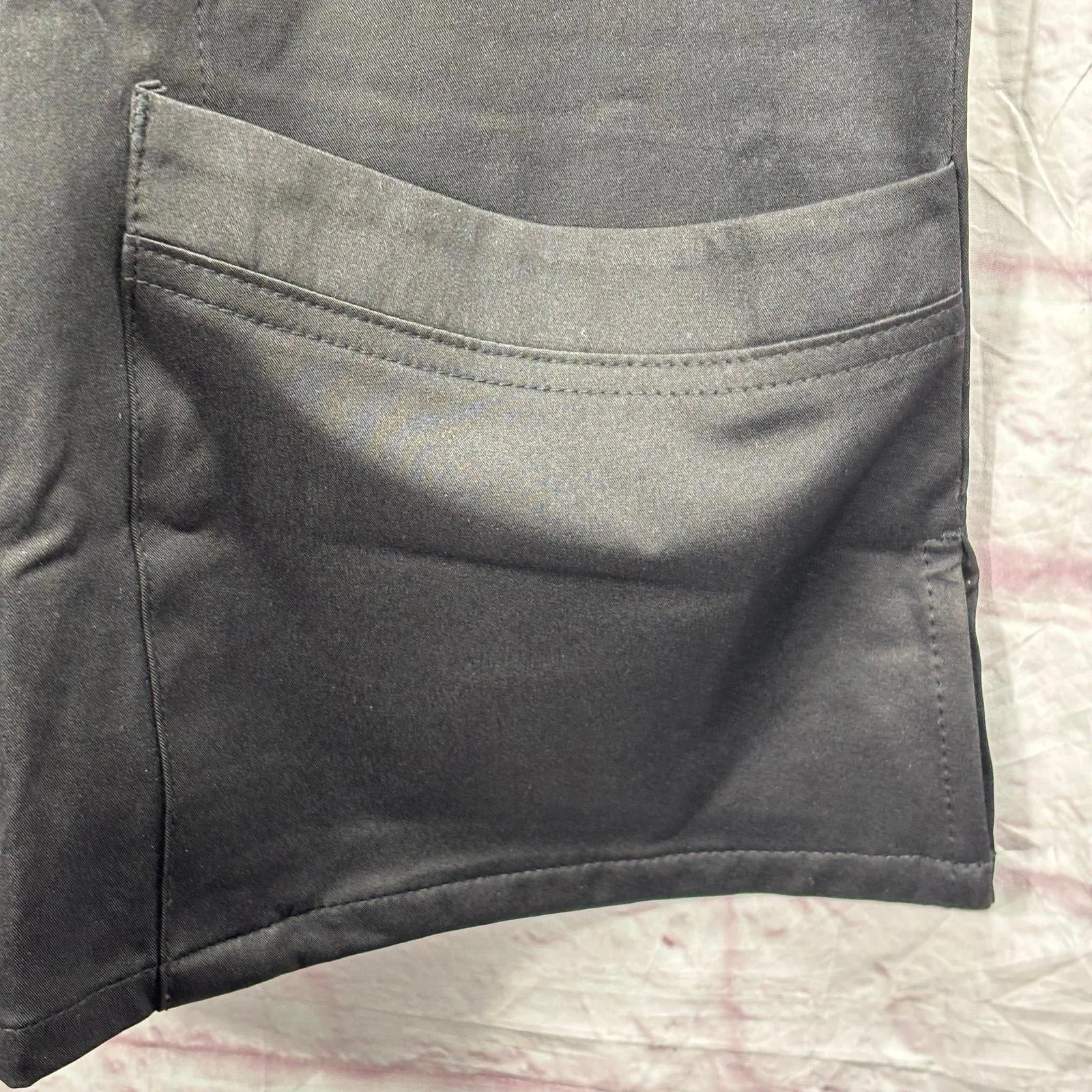 Mini Marilyn Black Scrub Top 5X NWT Size undefined - Image 5