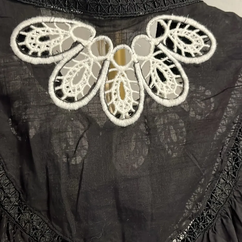 Anthropologie x Forever NWT That Girl Embroidered high neck Blouse - XS - Image 10