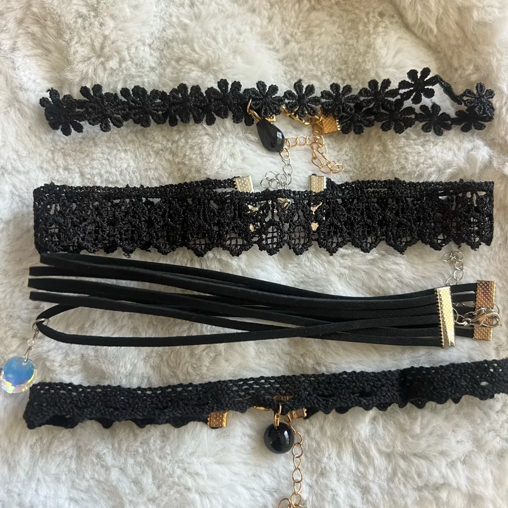 Choker Black 4 Pices 🌟🌟 - Image 3
