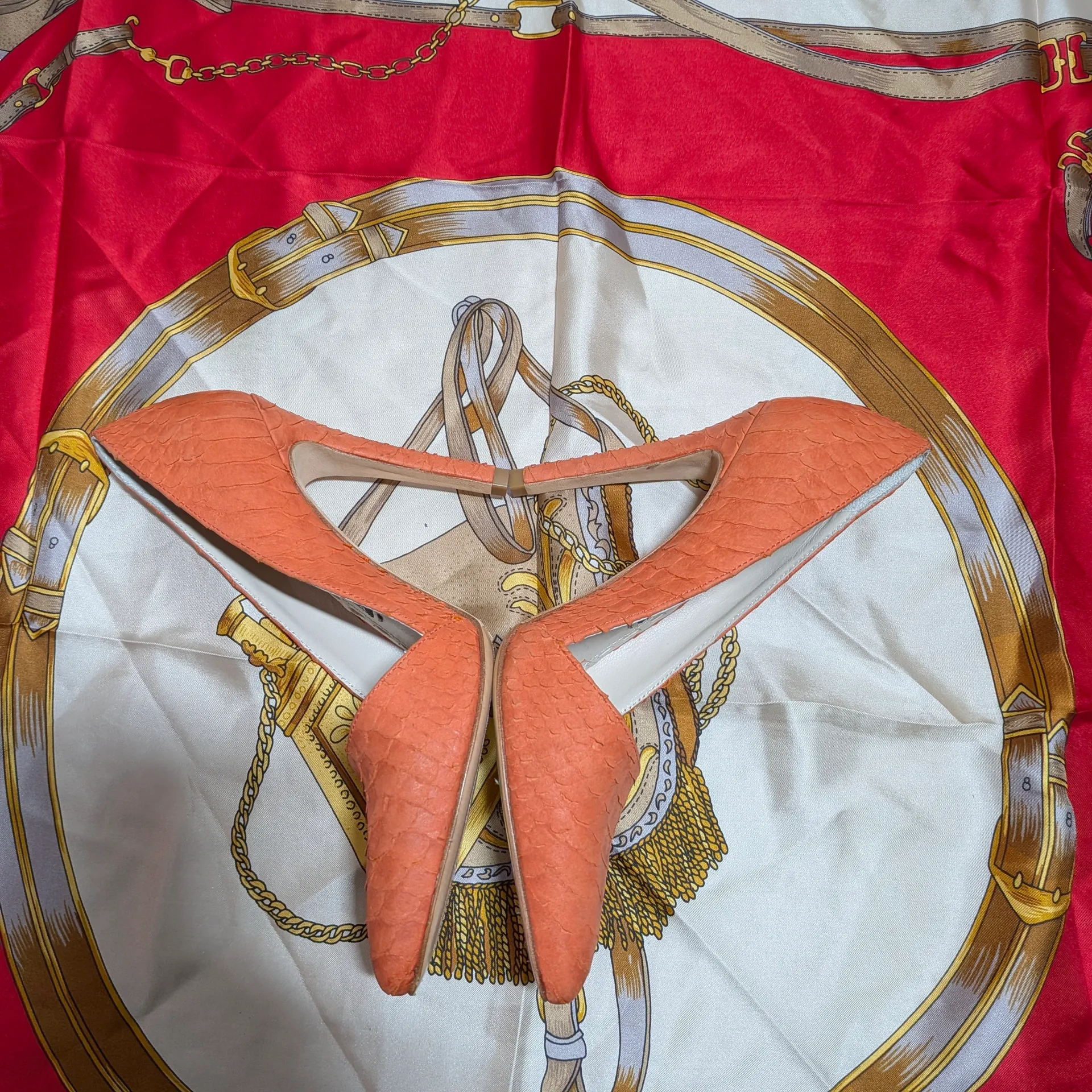 Alice + Olivia Coral Textured Heels Size 36 - Image 2