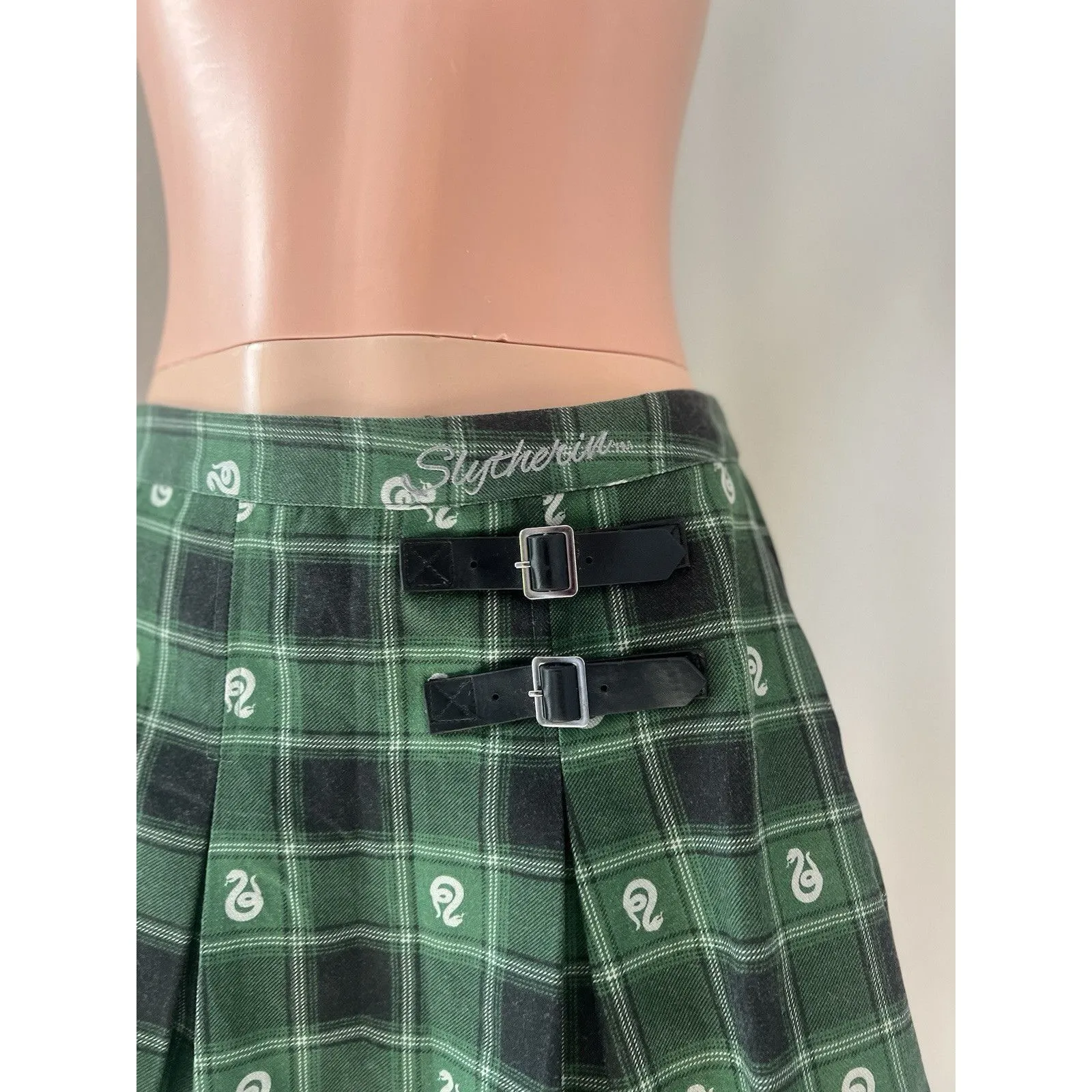 Wizarding World of Harry Potter Green Plaid Slytherin Skirt Size 2X MINI Y2K#101 - Image 5