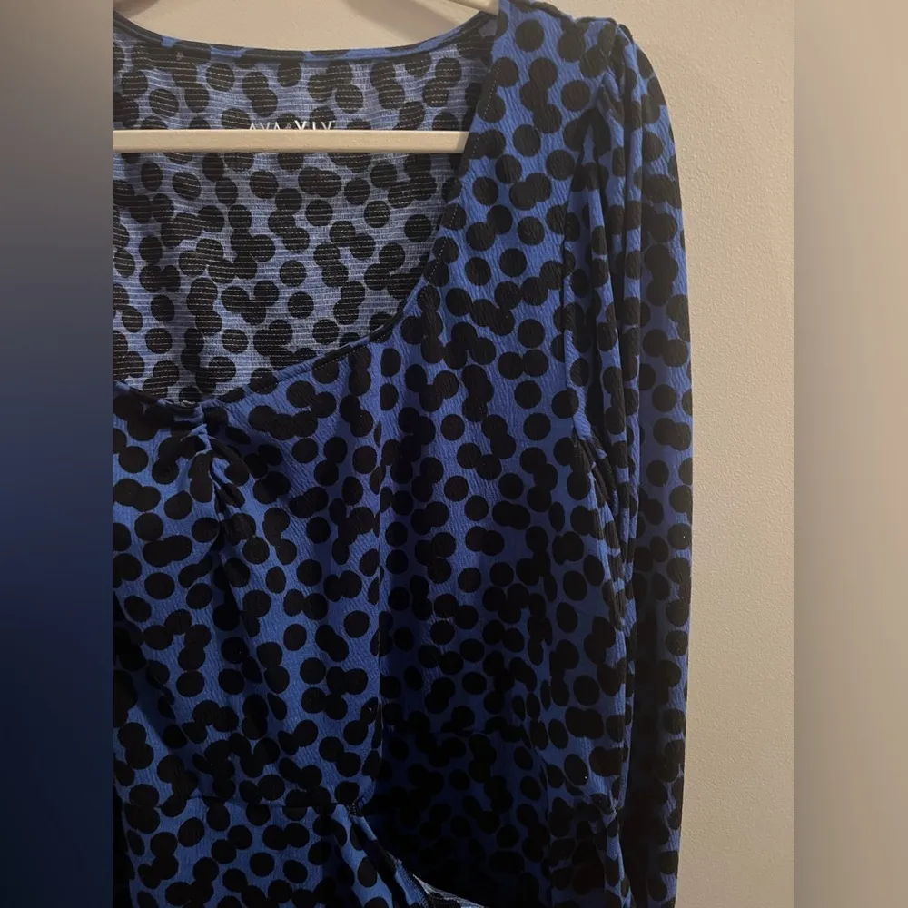 Ava & Viv Balloon Sleeve Faux Wrap Dress - Image 4