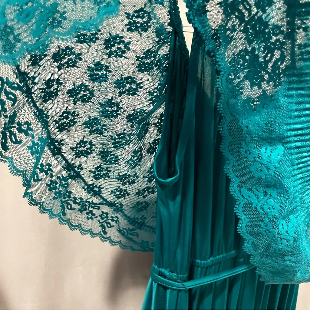Vintage 70’s aquamarine lace top pleated maxi boho magical mermaid dress Blue - Image 9