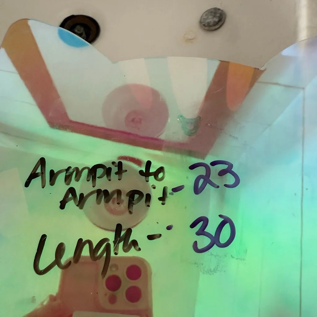 Isaac Mizrahi Live Women’s XL Maroon Crushed Velvet Longsleeve - Image 5