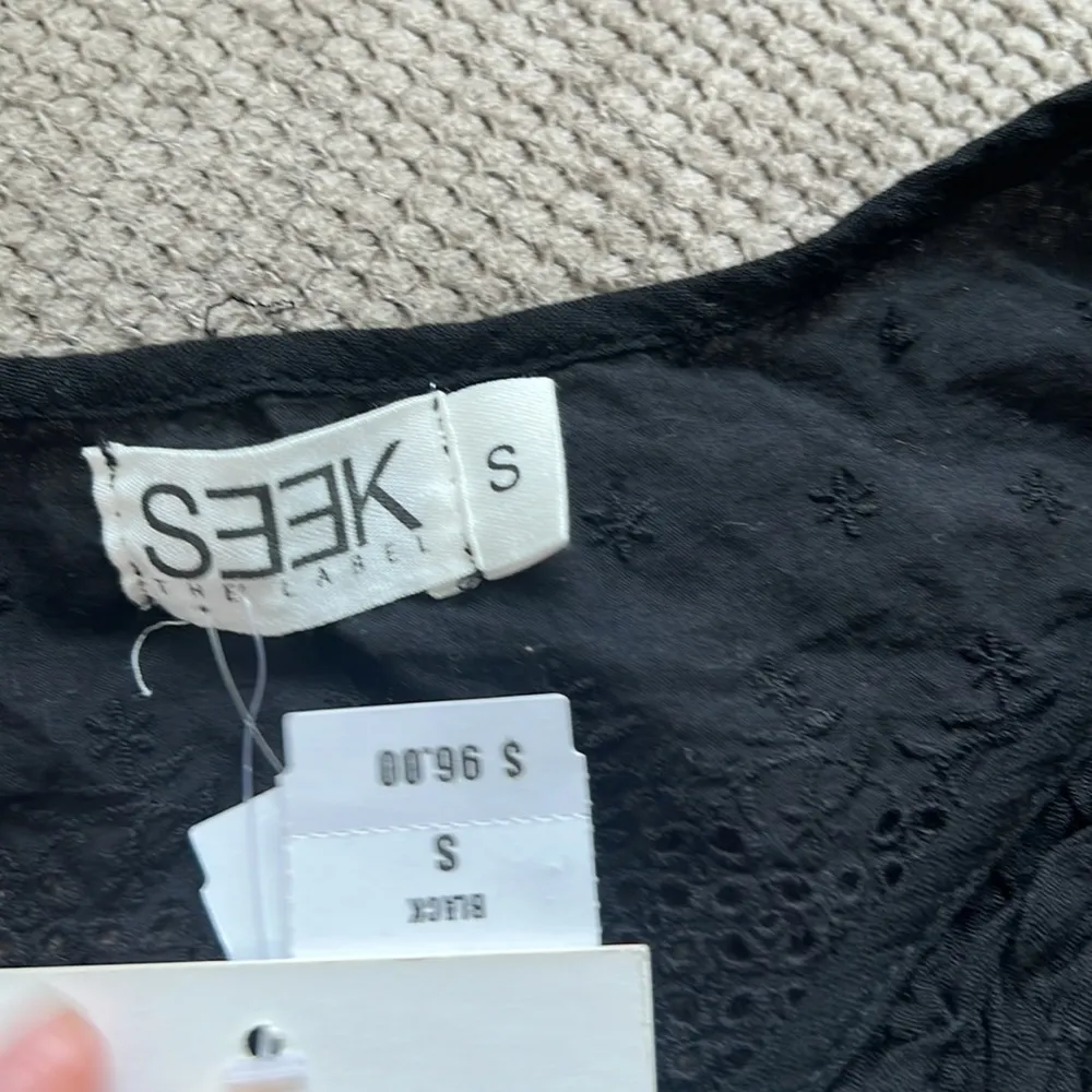 NWT LF seek the label black front tie with eyelet - Image 5