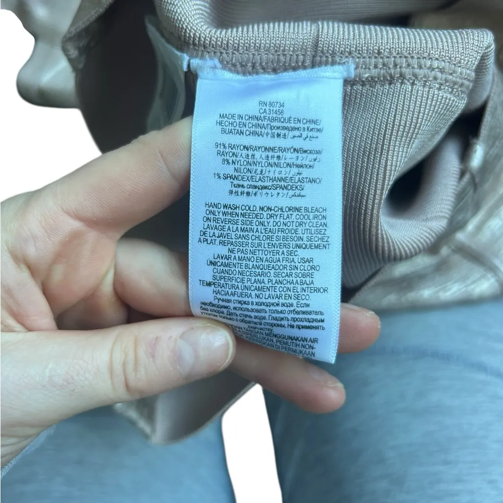 Herve Leger Rose Gold Off-Shoulder Bandage Dress Sweetheart Neckline Metallic - Image 12