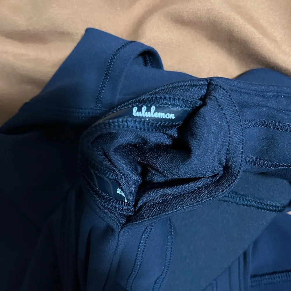 LULULEMON Fast And Free Non Reflective Nulux Tight Leggings Womens Sz 4 25” - Image 6