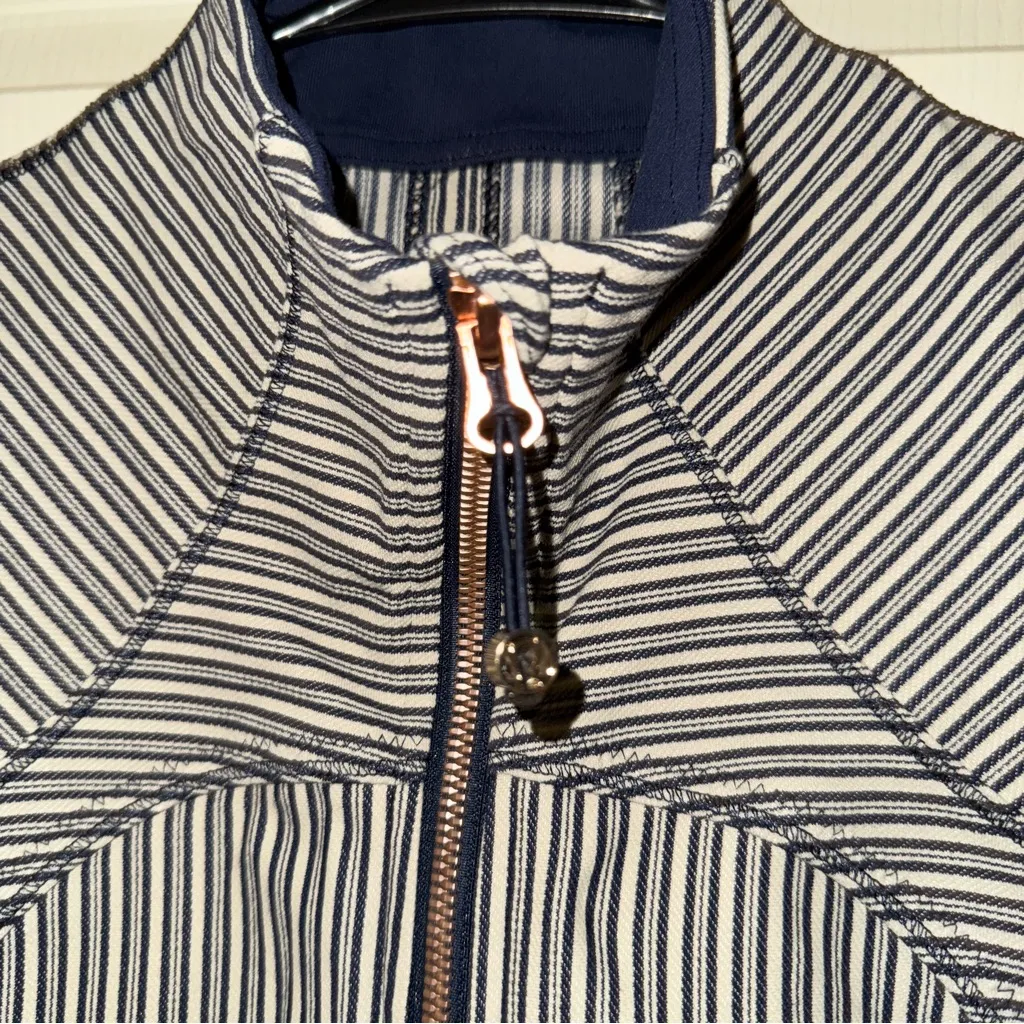 Lululemon Blue Stripe Define Jacket - Rose Gold Edition (Size 8) - Image 4