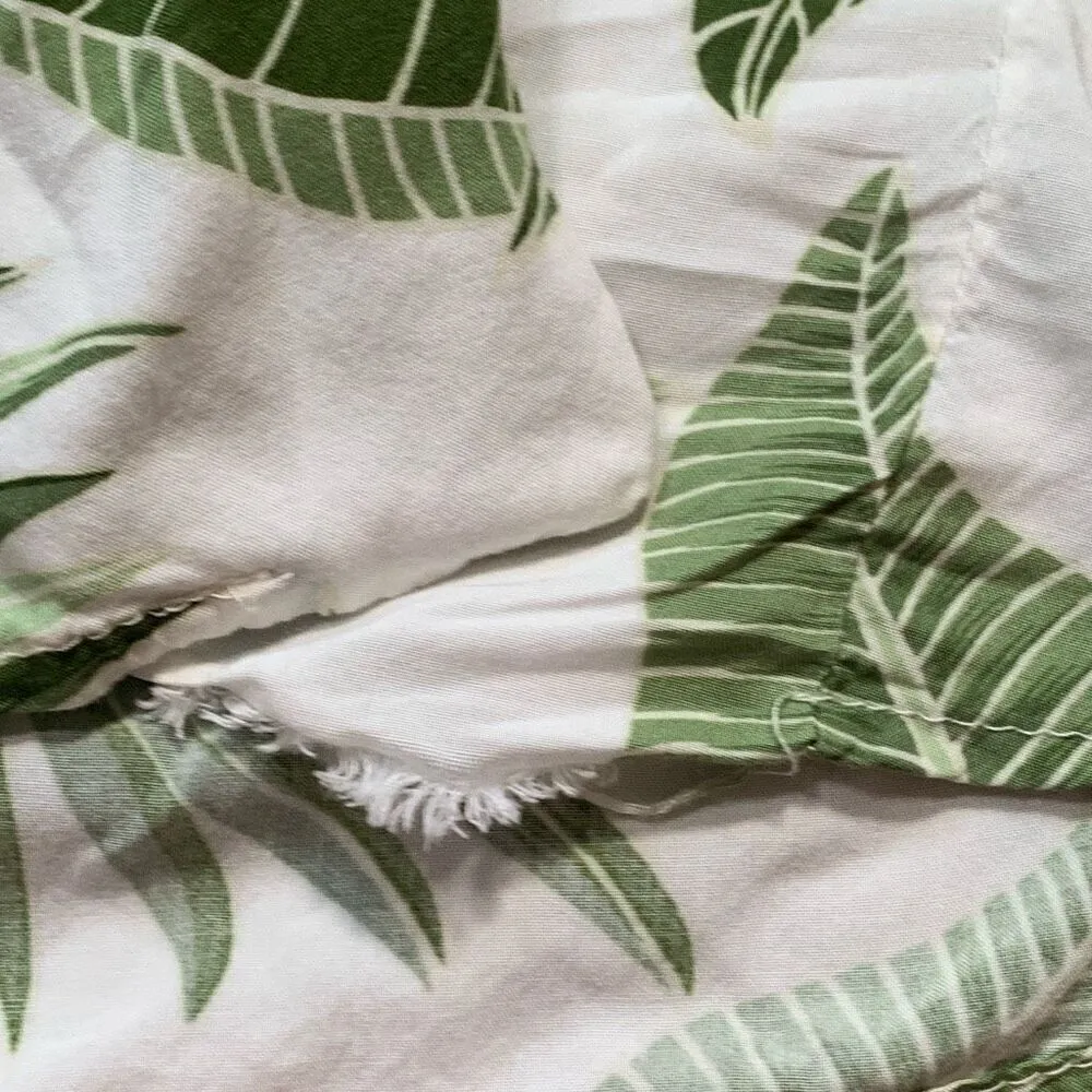 Vintage Bishop St. Apparel Shirt Green Tropical Palm Floral Print Button Down White Size L - Image 9