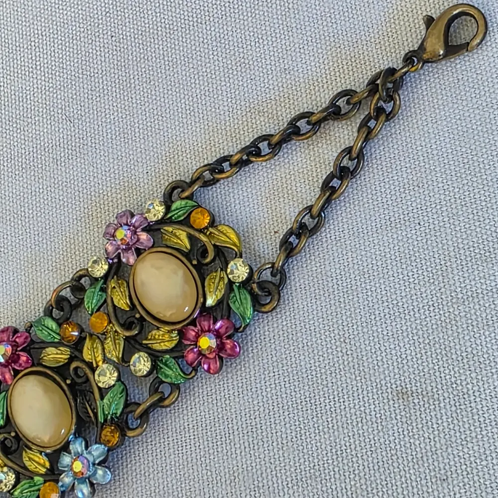 Vintage Antique Gold Bracelet With Floral Flowers Design Pink - Image 6