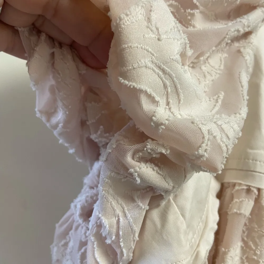 Free People Pink Lace Detail Medium Top sunset to Sunrise - Image 4