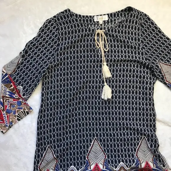 Entro Women's 100% Rayon Boho Geometric Print Tie‎ Neck Shirt Dress Size Medium - Image 4