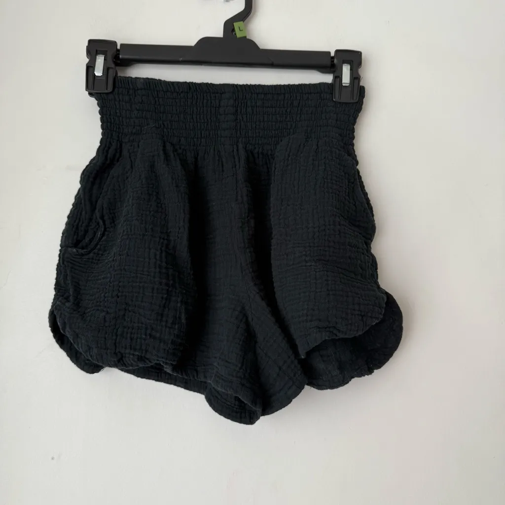 Marine Layer Cali Black Double Cloth Shorts S - Image 6