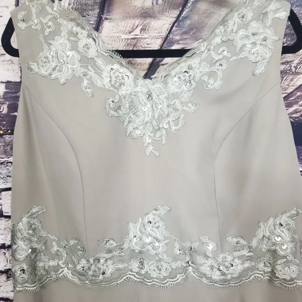 16. JJ,s House Formal maxi dress - Image 2