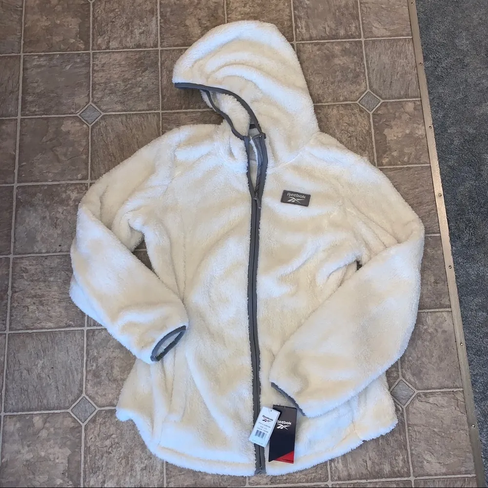 NEW! Reebok Cream Fleece Fuzzy Zip Jacket w/ Hood NWT - Image 2