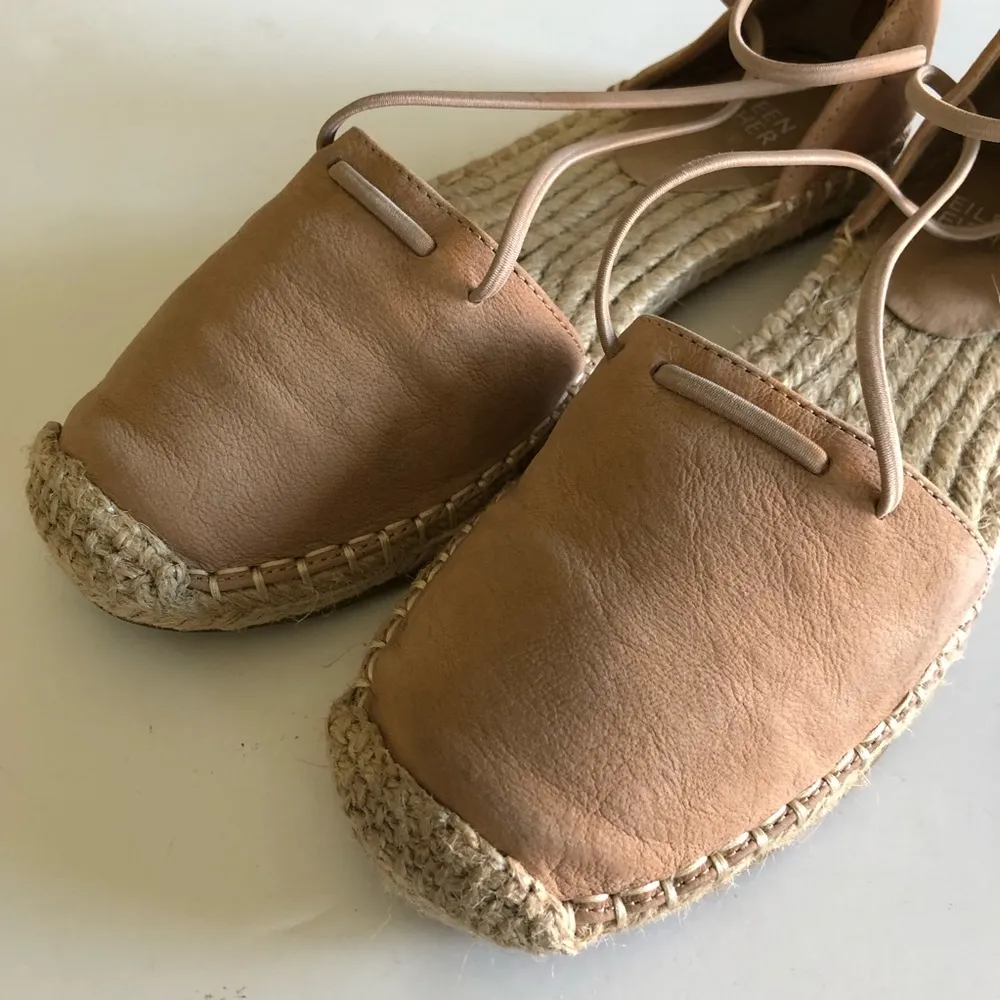 Eileen Fisher Lee Linen Espadrille Flat in Barley. Size 5 - Image 6