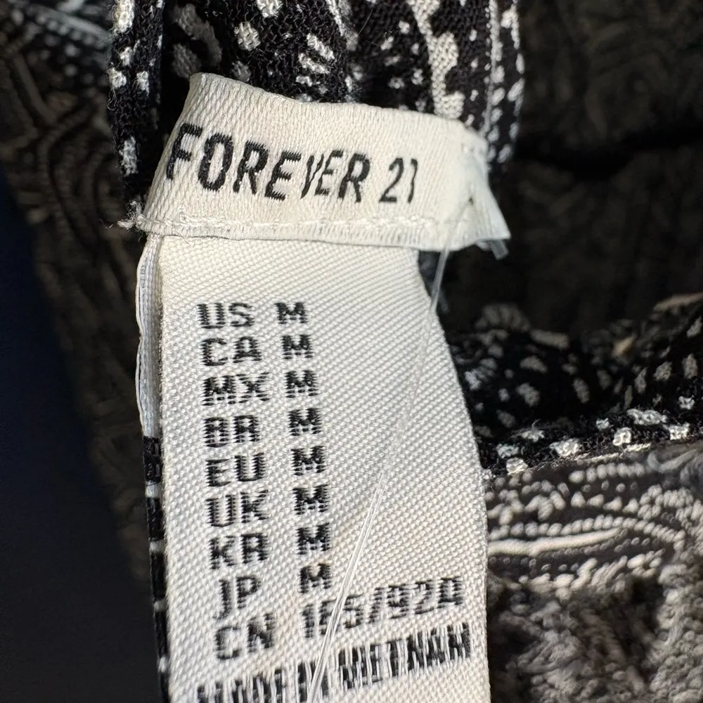 Forever 21 Black and White Patterned Pleated Halter Sundress - Image 4