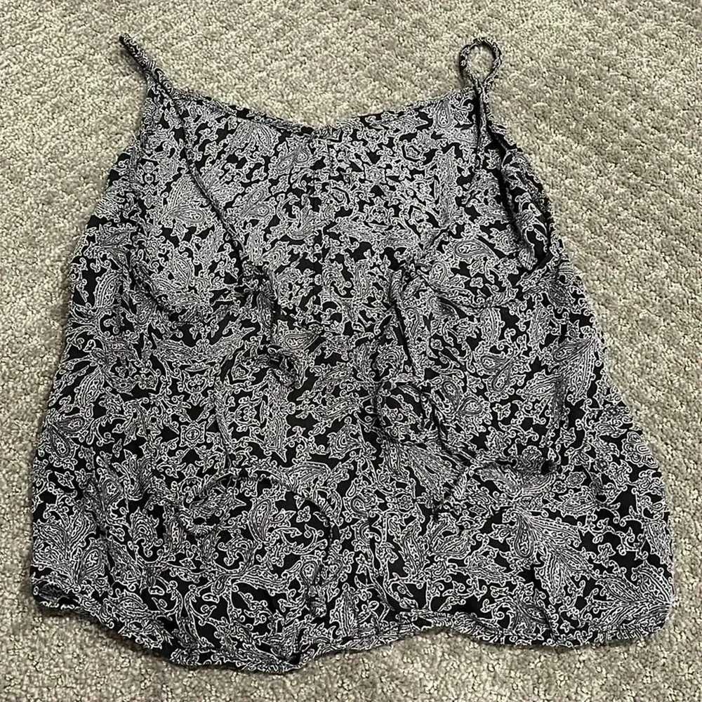 Joes Jeans 100% Silk Black and White Patterned Tank Top - Image 6