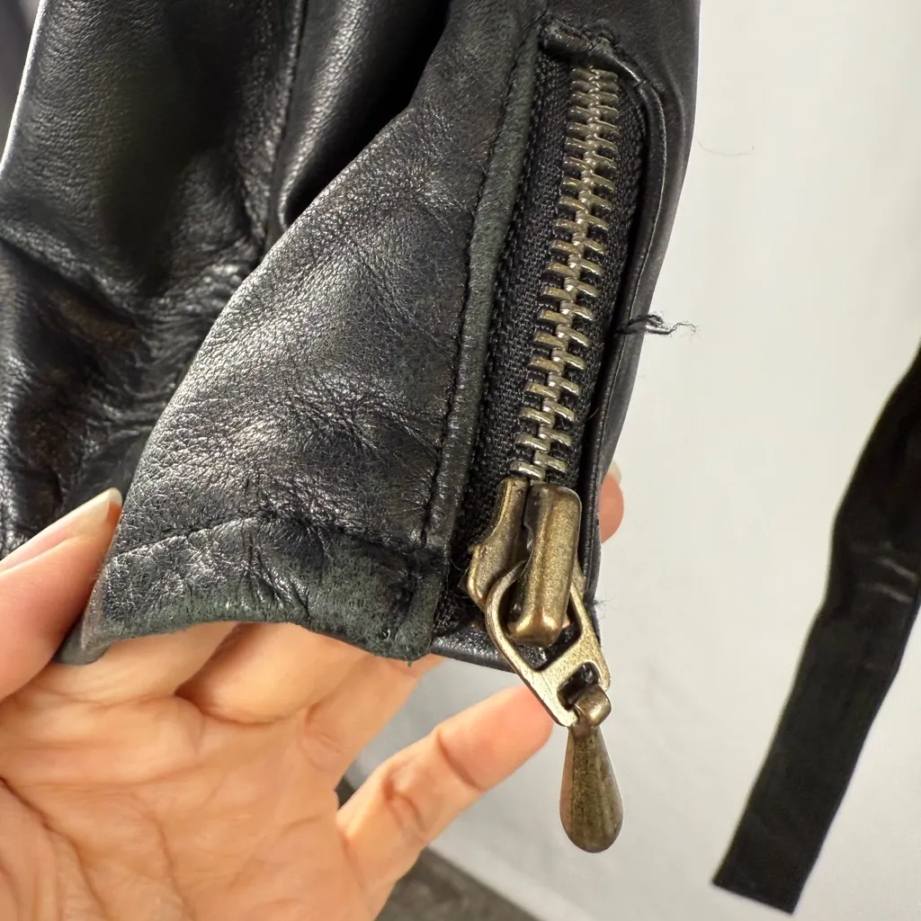 Vintage Valerie Stevens Lambskin Leather Belted Jacket in Black Size Medium - Image 6