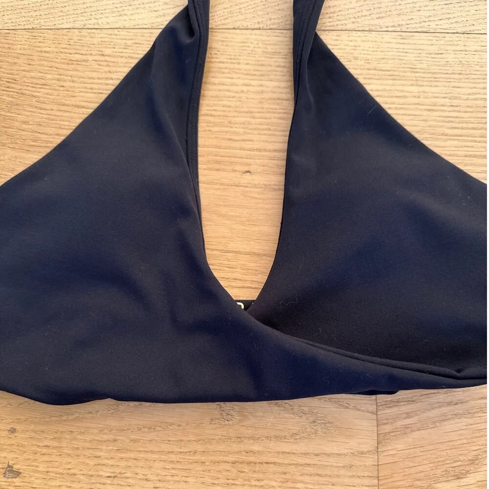 L * Space - Jeanne Halter Neck Sports Bra Top in Black - Image 2