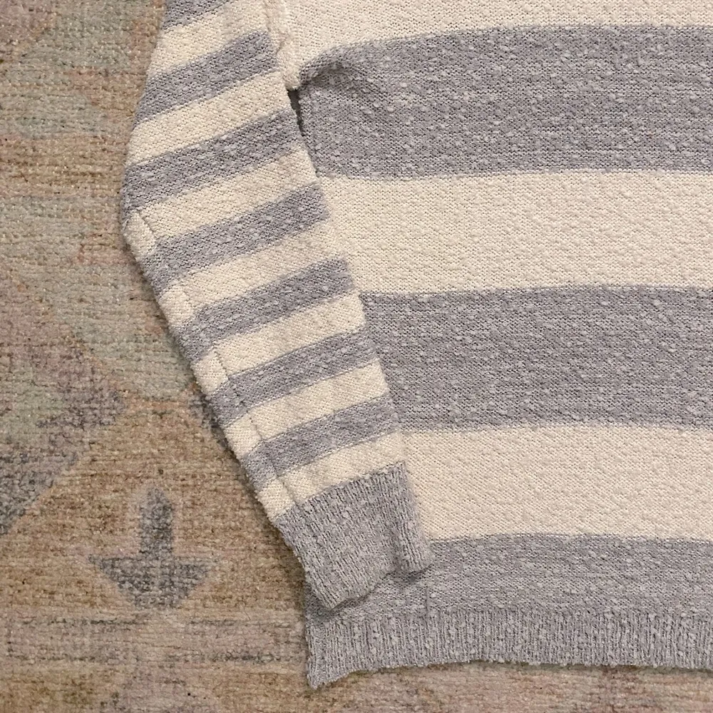 Crewneck Horizontal Striped Sweater - Image 6