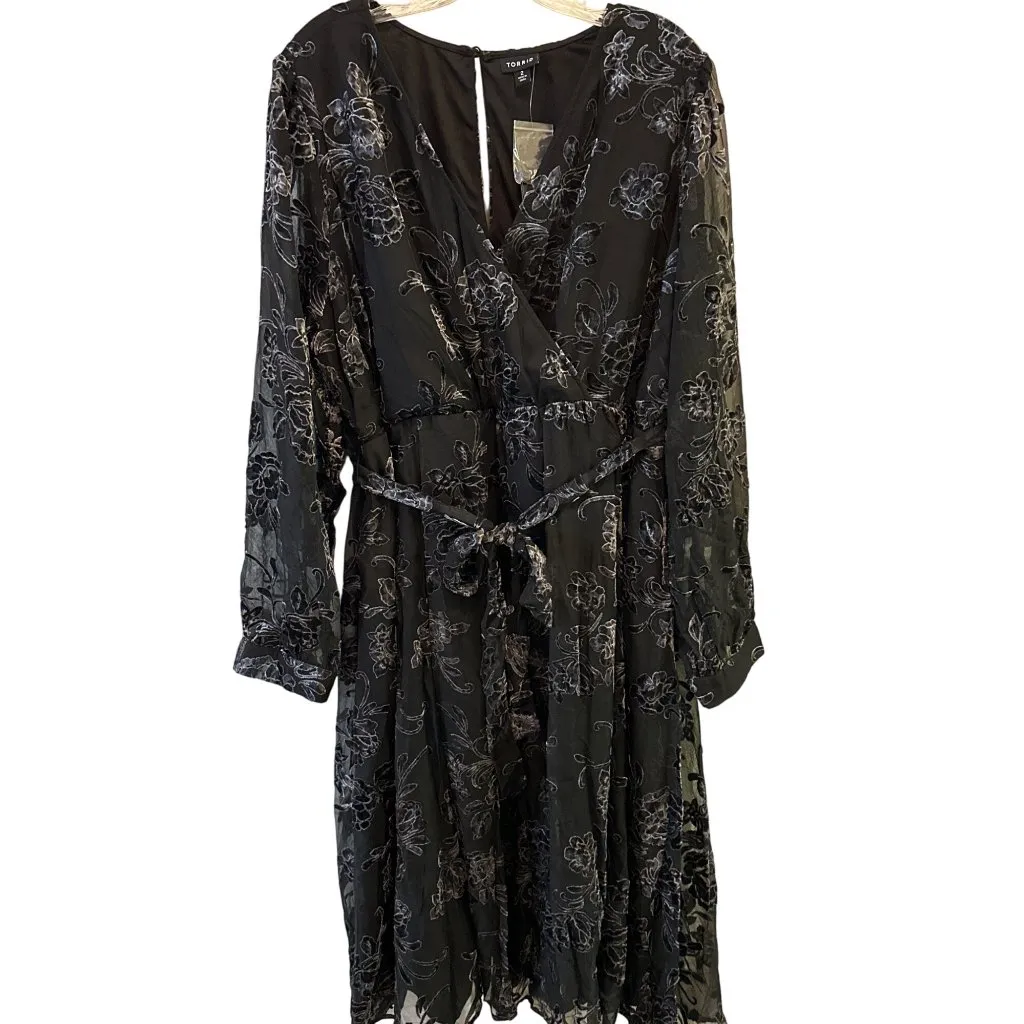 Torrid Size 2X Black Floral Embroidered Long Sleeve Wrap Dress With Tie Belt - Image 6