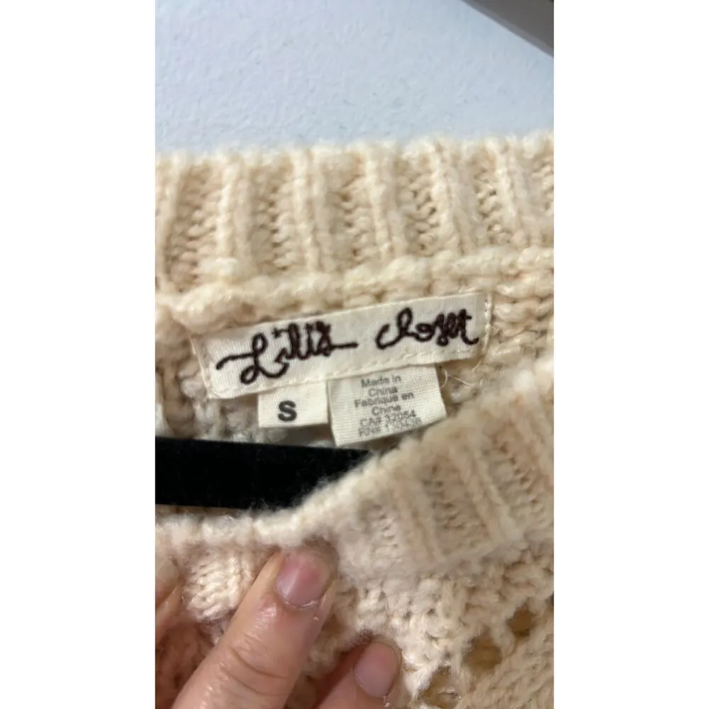 Anthropologie Lili's Closet Button Back Beige Sweater Size Small - Image 4