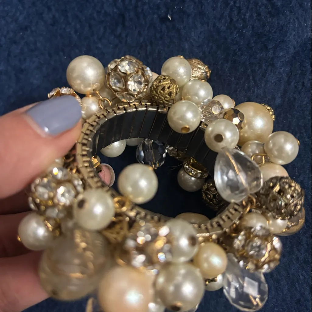 VTG Expansion CHA CHA Bracelet White Faux Pearl Crystal Filigree Dangle Beads Gold - Image 6