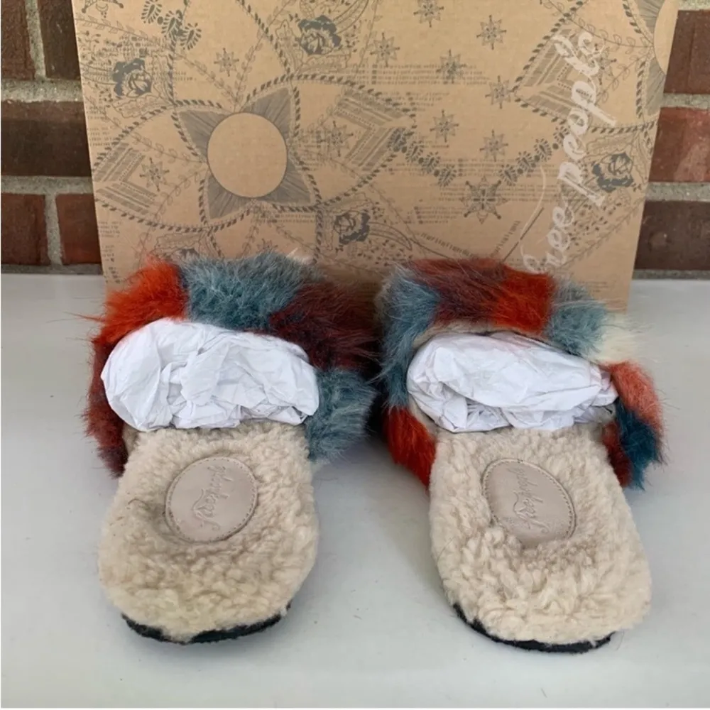 NWT Free People Daylights Faux Fur Slipper Slides - Image 8