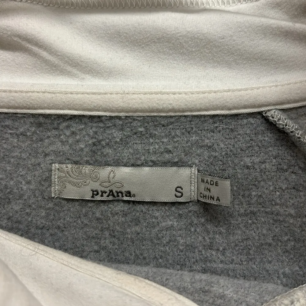 PrAna Pullover Snap up Turtleneck Mid Weight Wool Blend Layer Long Sleeve top S - Image 3