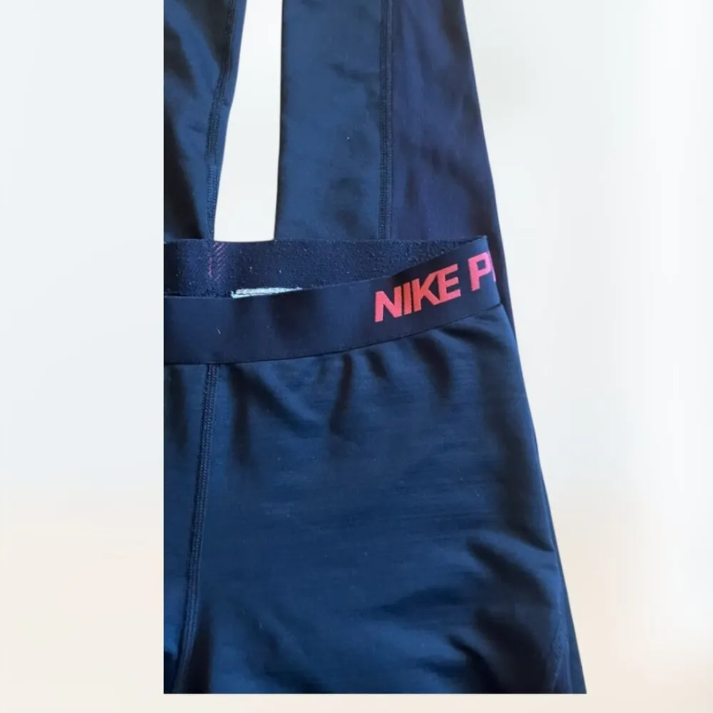 Nike Pro Hyperwarm Full Leggings Red + Black Women's Size M Workout Gym Running - Image 3