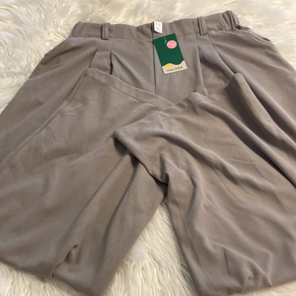 HALARA Wide-Leg Tan Trousers size L brand new color light gray two front pockets - Image 8