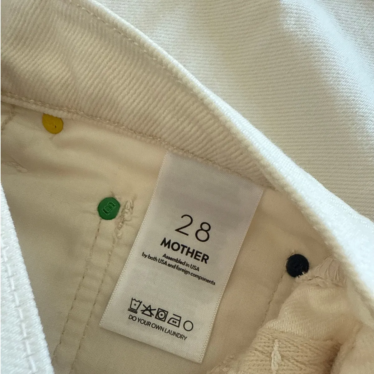 Mother Snacks Jeans The Side Dish Cargp Skimp Size 28 Natural Wash White - Image 4