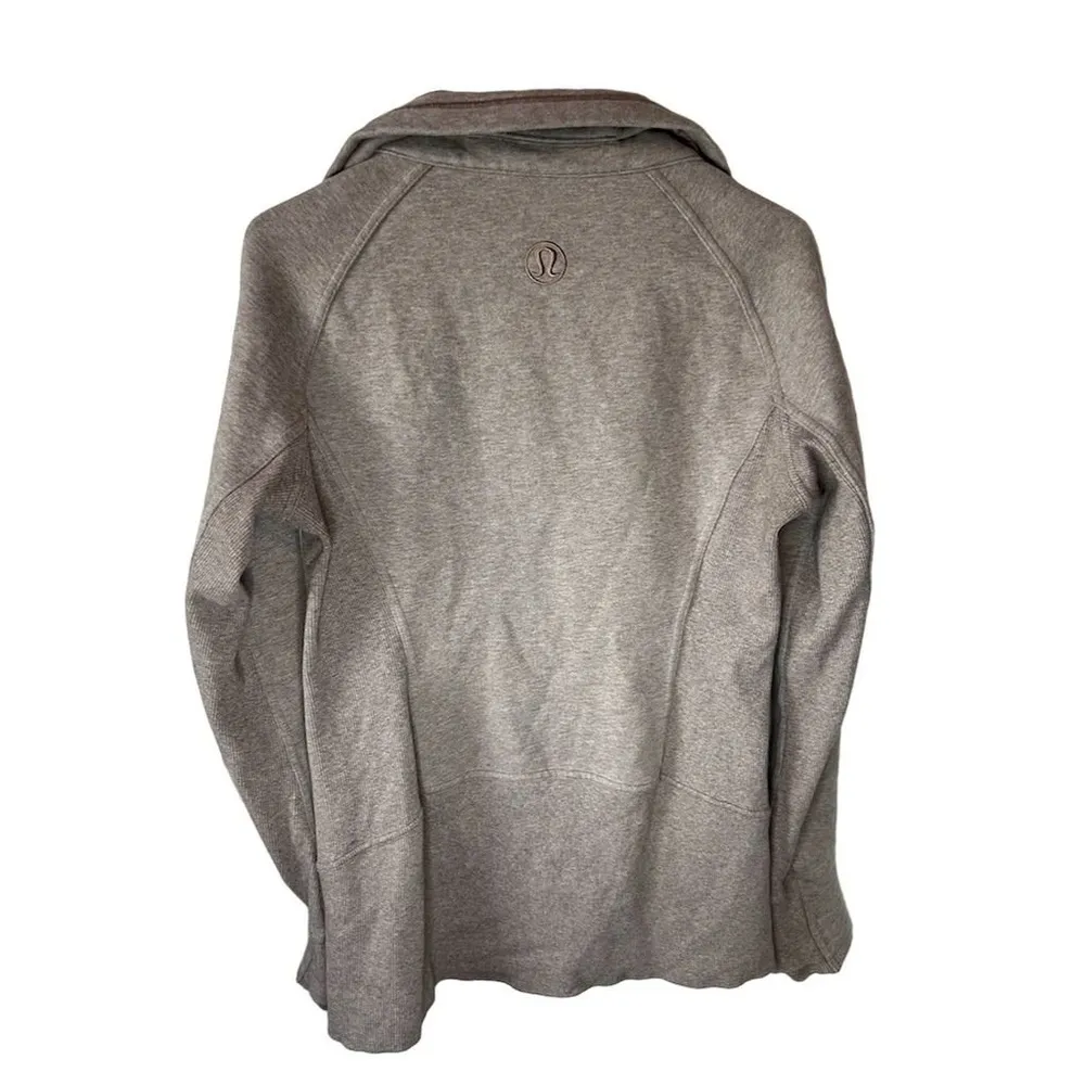 Lululemon  Radiant Jacket II Women's Size 8 Brown Asymmetrical Zip-Up - Image 6