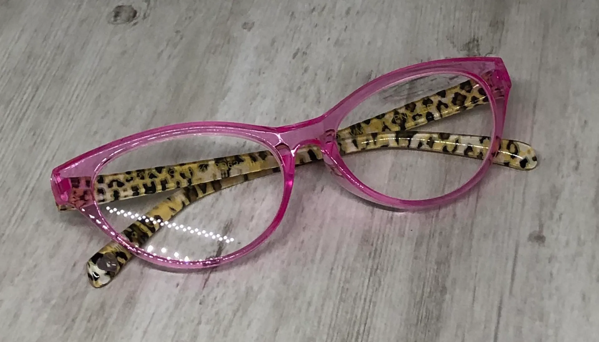 Betsey Johnson Reading Glasses - Image 4